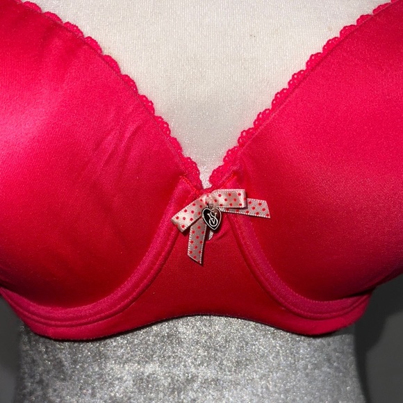 hot pink Victoria's Secret body by Victoria lined demi bra size 34DD - Picture 2 of 4
